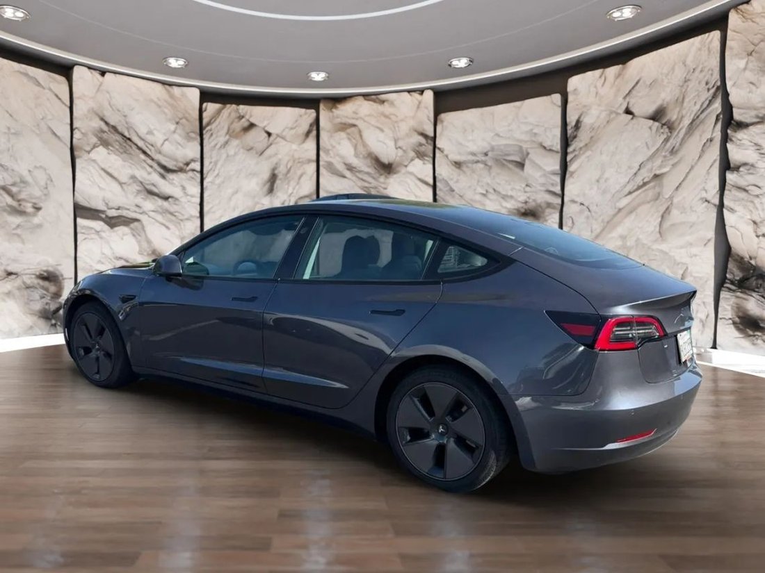 Sedan in Ontario, CA, United States 3 - 18975203