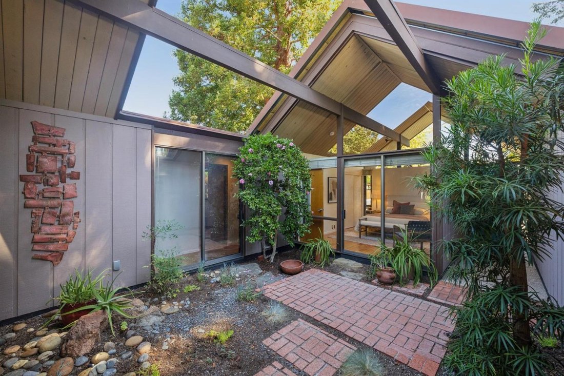 House in Palo Alto, California, United States 3 - 18977377