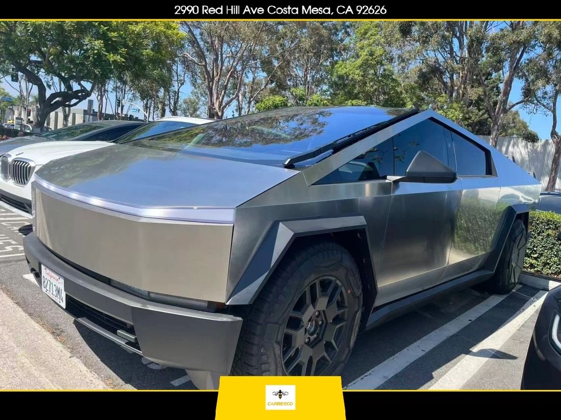 Pickup in Costa Mesa, CA, United States 1 - 18971836