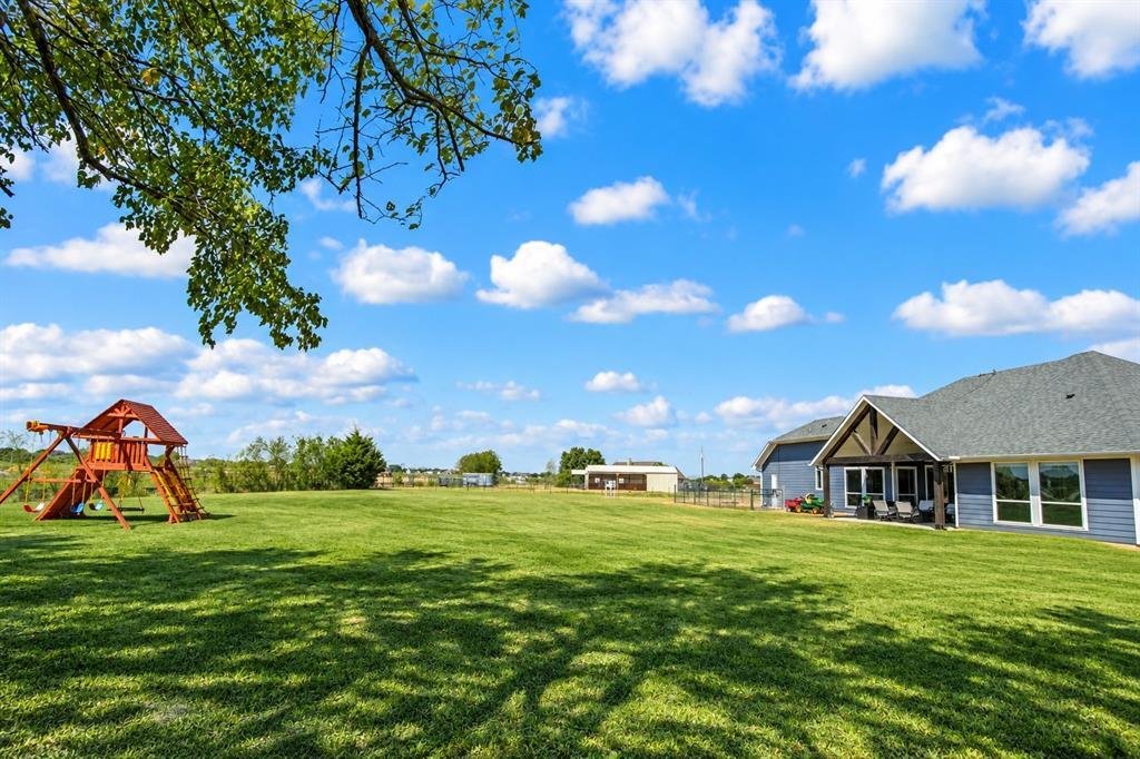 House in Gunter, Texas, United States 5 - 18977801