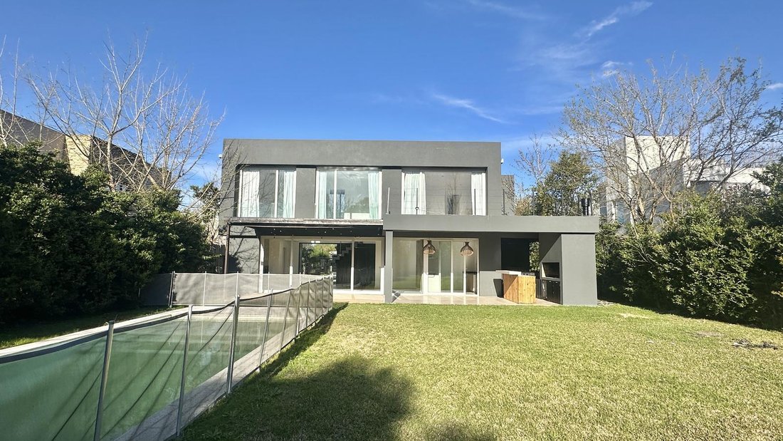 House in Rincón de Milberg, Buenos Aires Province, Argentina 1 - 18967065