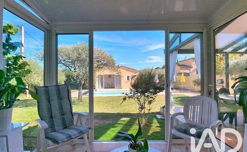 Haus in Malemort-du-Comtat, Provence-Alpes-Côte d'Azur, Frankreich 1