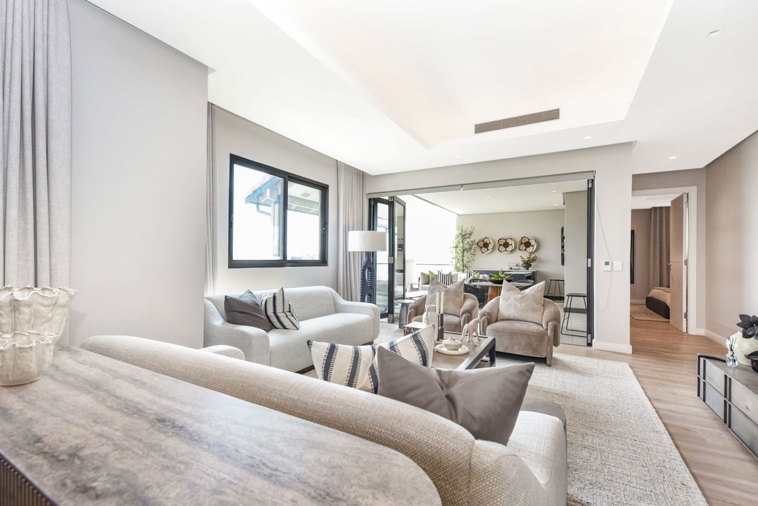 Apartment in Riverglen, Gauteng, South Africa 4 - 18977441
