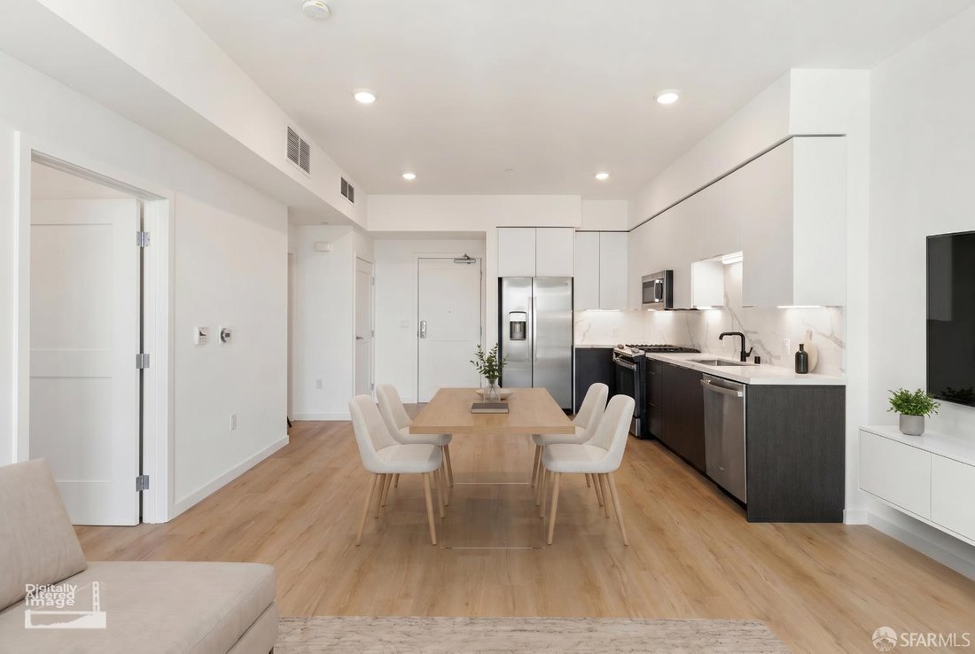 Condo in San Francisco, California, United States 2 - 18975044