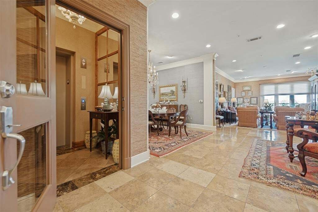 Condo in Dallas, Texas, United States 3 - 18965477