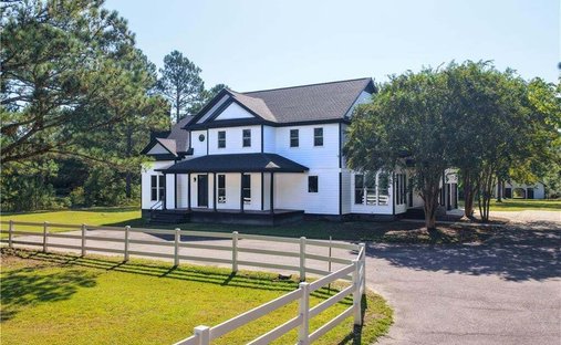House in Linden, North Carolina, United States 1