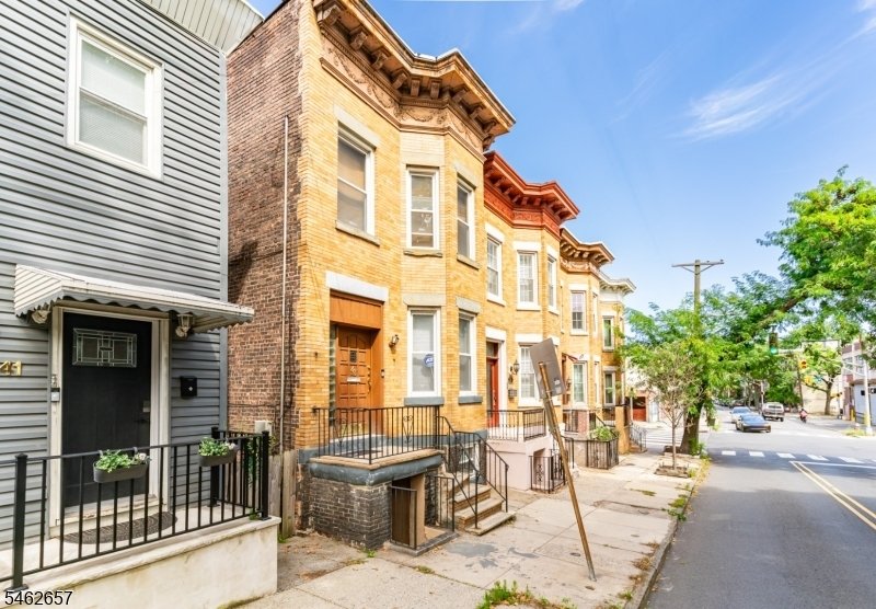 House in Jersey City, New Jersey, United States 4 - 18973899