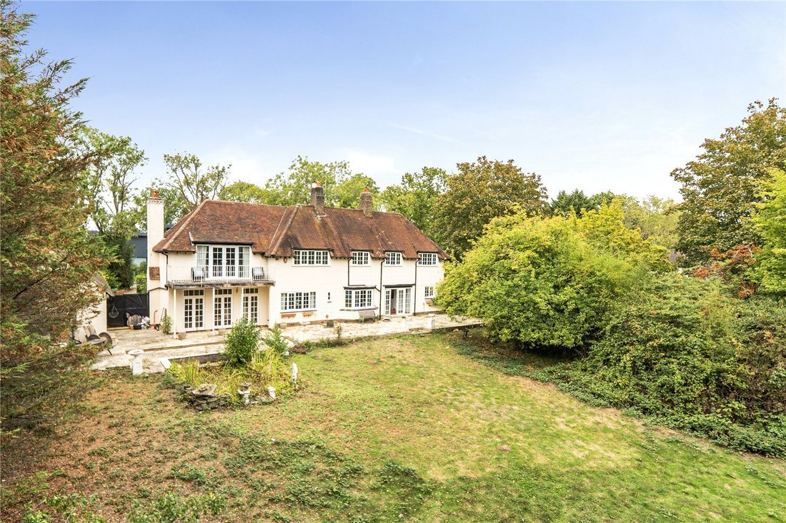 House in Cole Green, England 2 - 18976202