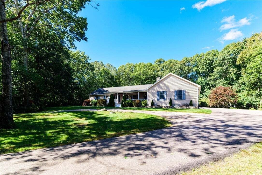 House in Westerly, Rhode Island, United States 2 - 18969423