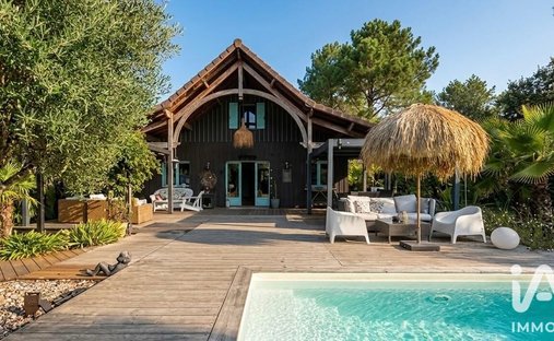 House in Ares, Nouvelle-Aquitaine, France 1