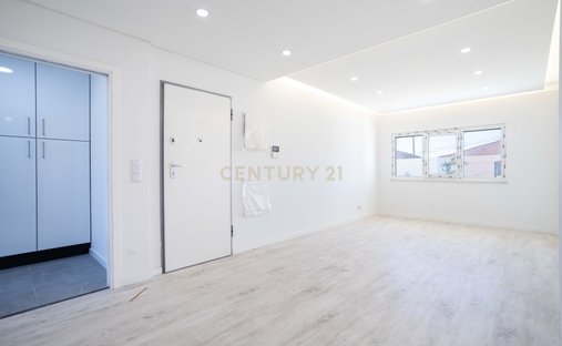 Apartment in Seixal, Arrentela e Aldeia de Paio Pires, Setubal, Portugal 1