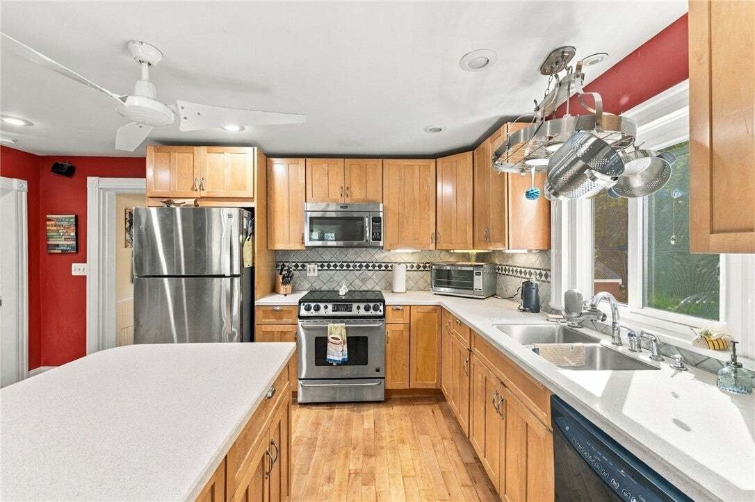 House in Coventry, Rhode Island, United States 5 - 18977488