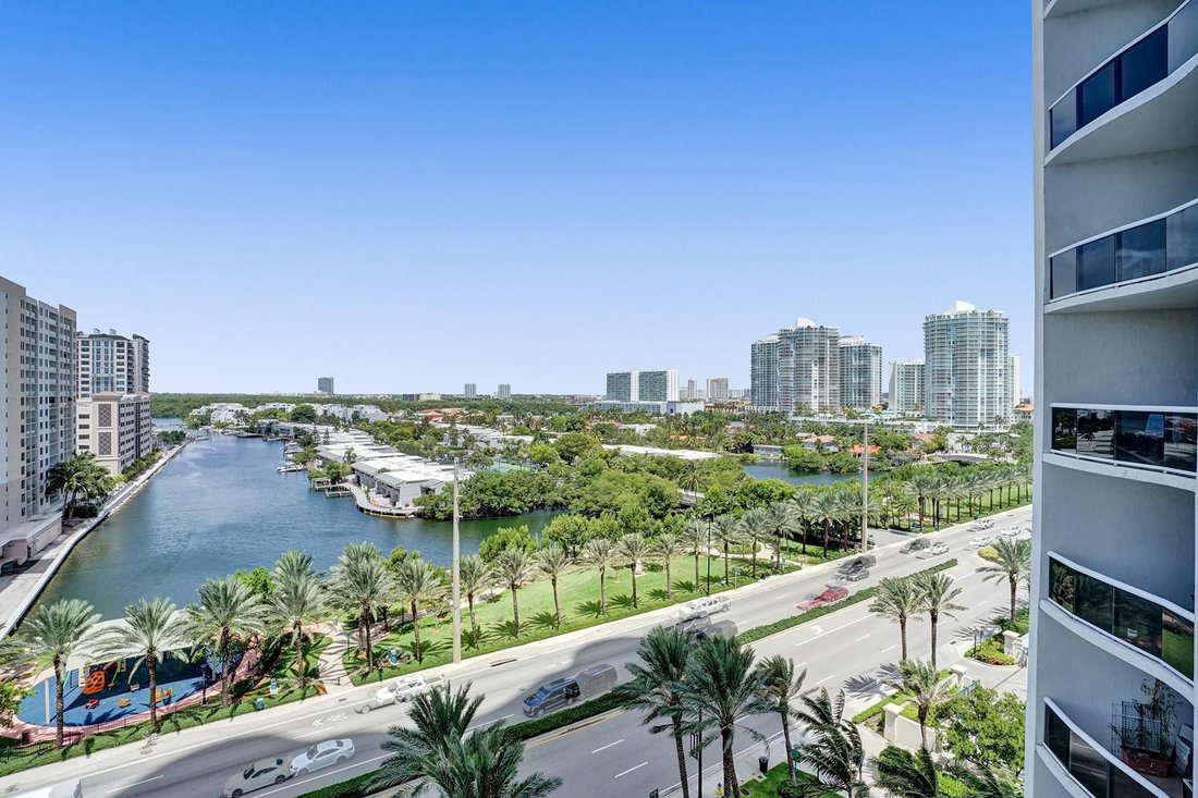 Condo in Golden Beach, Florida, United States 3 - 18974445
