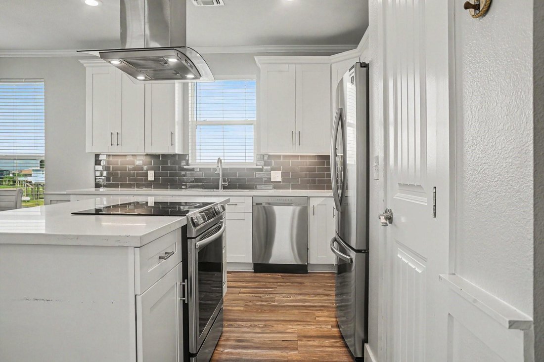 House in Galveston, Texas, United States 5 - 18970475