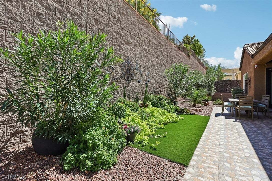 House in Henderson, Nevada, United States 5 - 18977537
