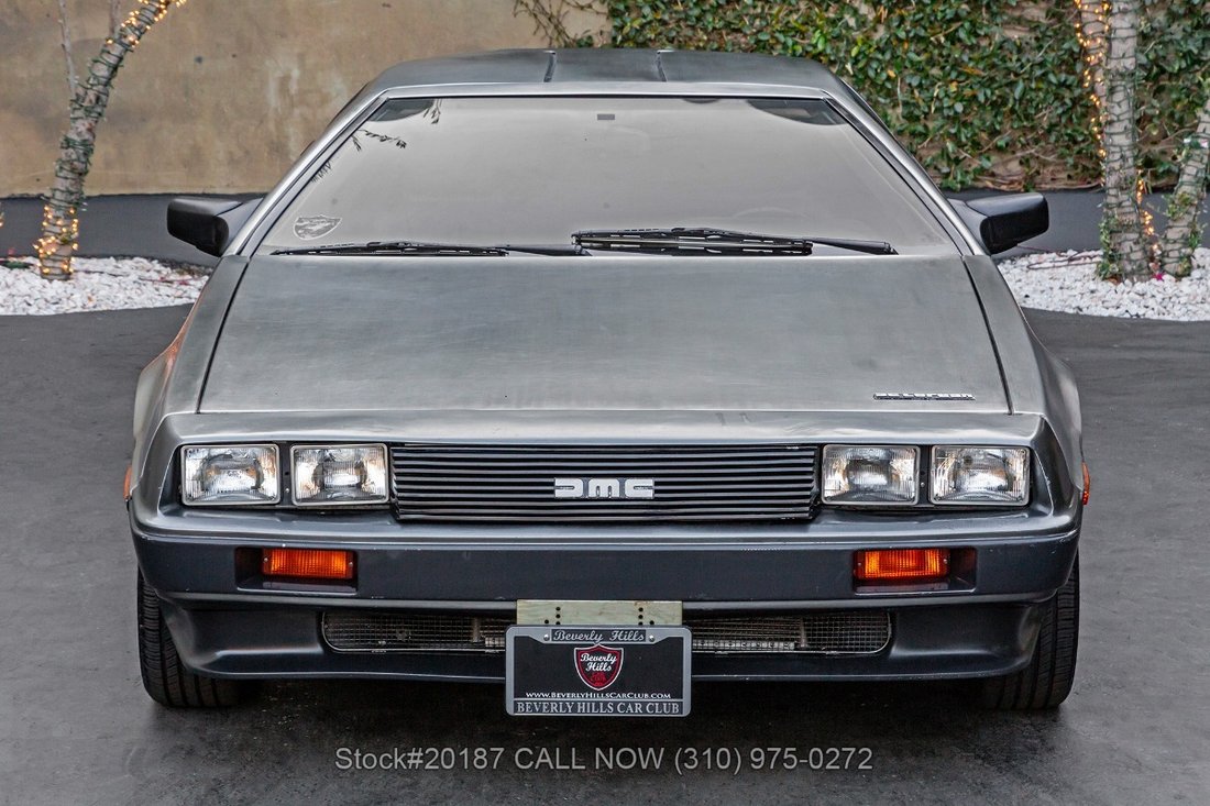 DeLorean DMC-12 in Los Angeles, CA 2 - 18974552
