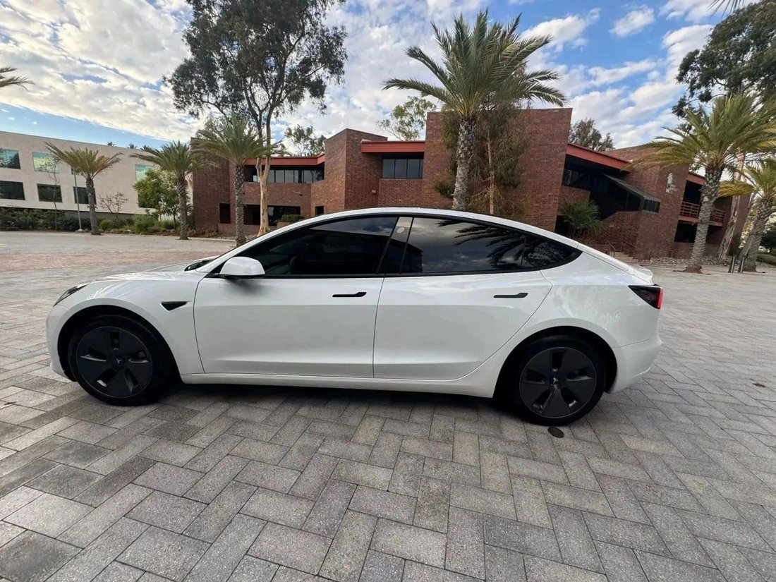 Sedan in Riverside, CA, United States 5 - 18802664