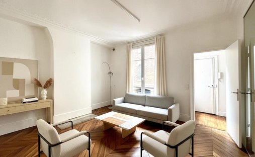 Apartment in Saint Philippe du Roule, Paris 8e Arrondissement, Paris 1