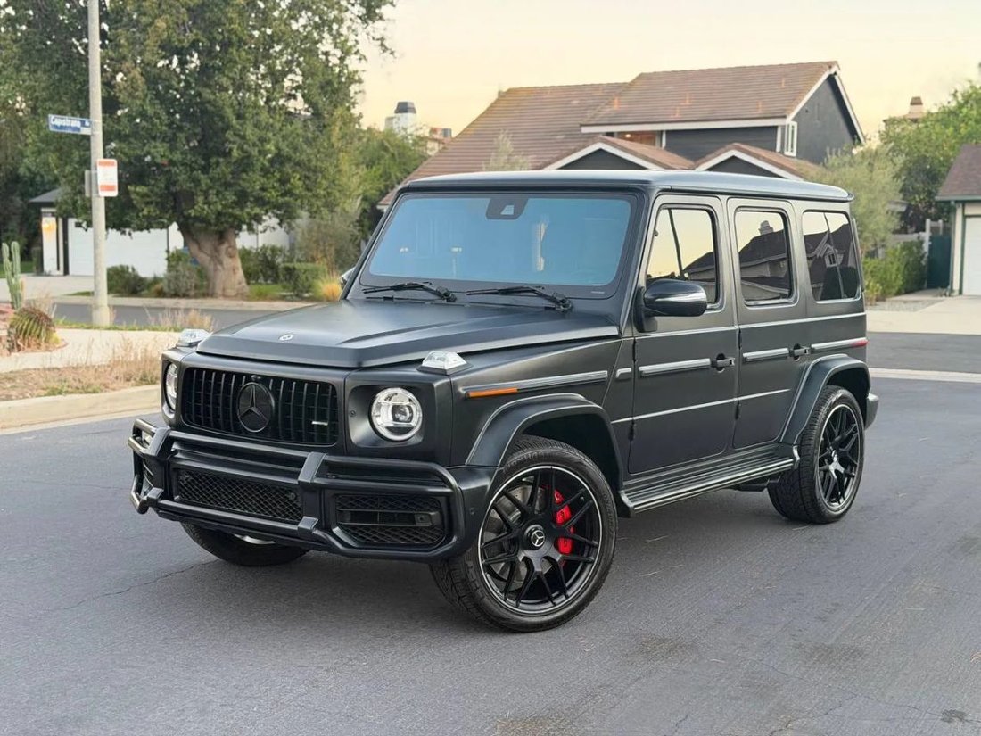 Suv in North Hills, CA, United States 2 - 18972124