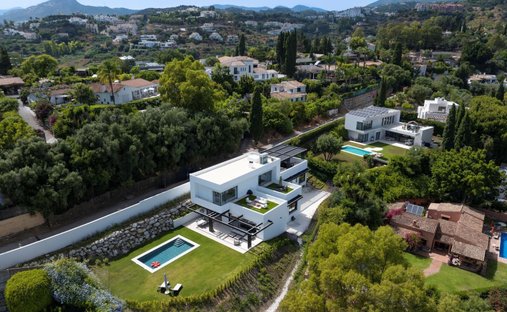 Villa in Benahavis, Andalusia, Spain 1