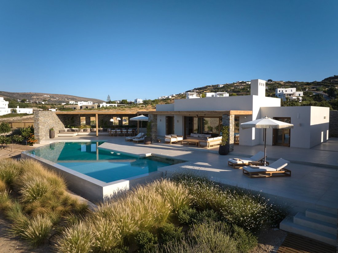 Villa in Paros, Aegean, Greece 2 - 18965608