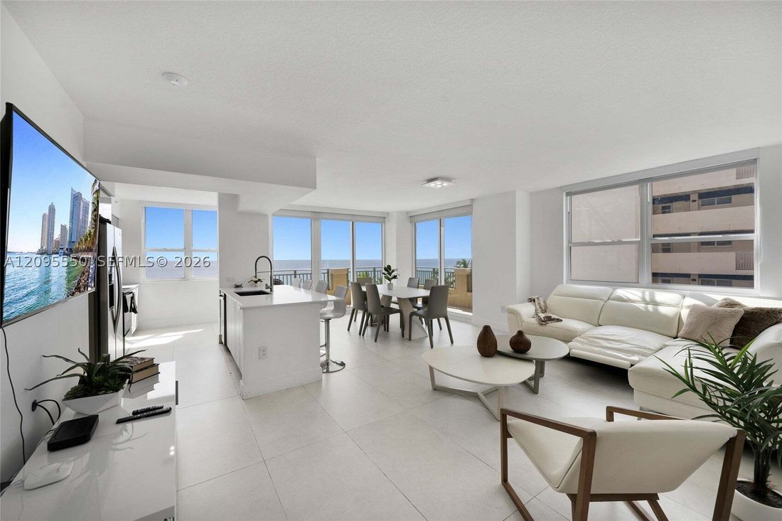 Condo in Hallandale Beach, Florida, United States 3 - 18965341