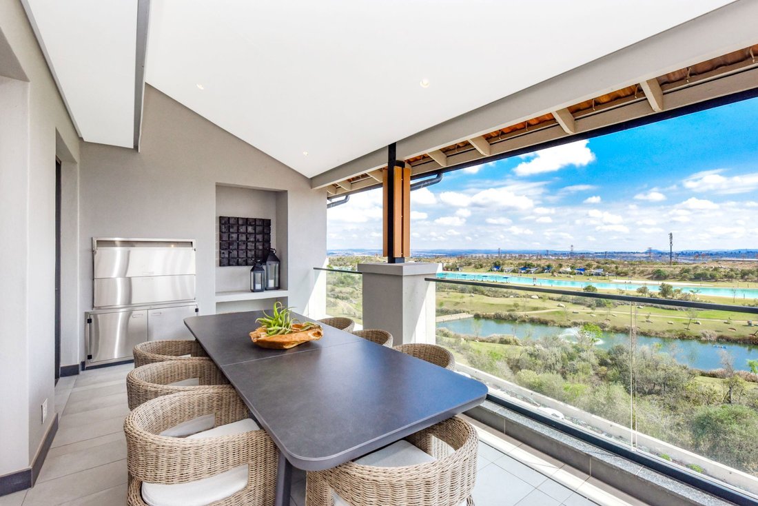 Apartment in Riverglen, Gauteng, South Africa 1 - 18977441