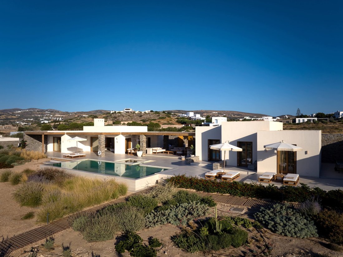 Villa in Paros, Aegean, Greece 1 - 18965608