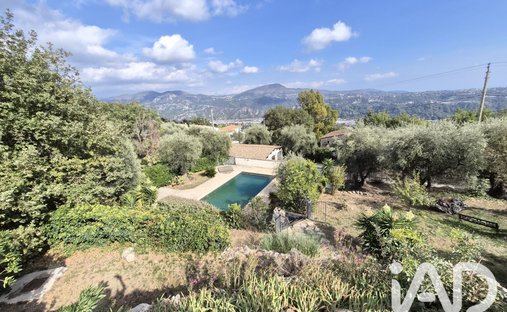 House in Carros, Provence-Alpes-Côte d'Azur, France 1
