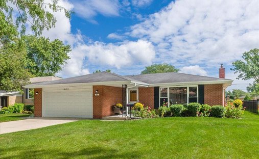 House in Mount Prospect, Illinois, United States 1