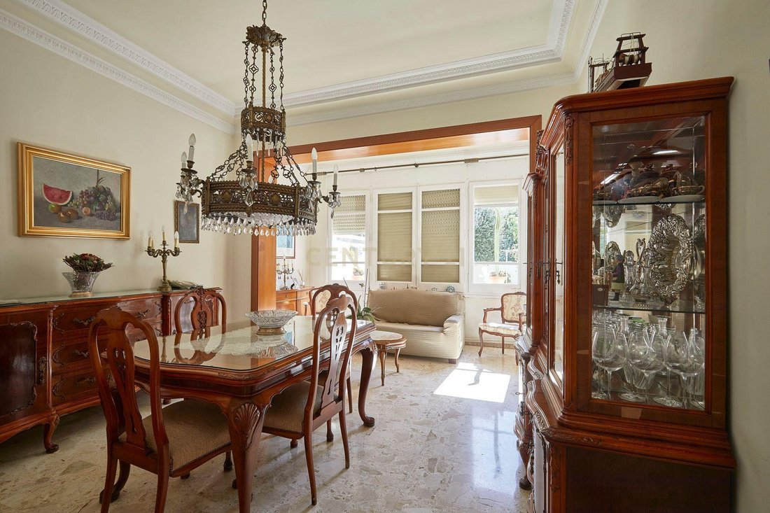 Villa in Horta-Guinardó, Barcelona, Spain 2 - 18970833