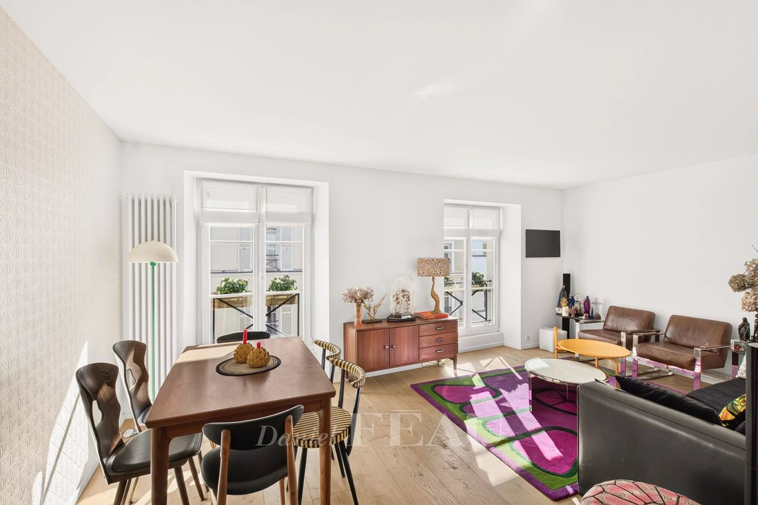 Apartment in Saint Gervais, Paris 4e Arrondissement, Paris 2 - 18976113