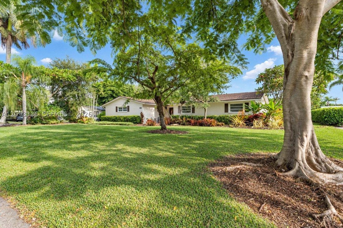 House in Miami, Florida, United States 5 - 18943021
