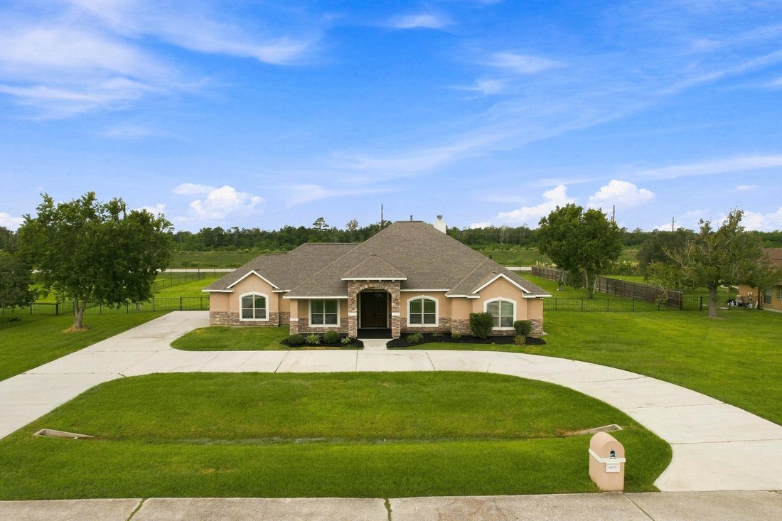 House in Baytown, Texas, United States 1 - 18977753