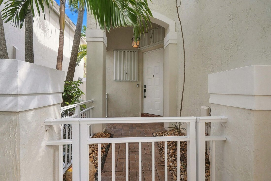 House in Hollywood, Florida, United States 5 - 18970044