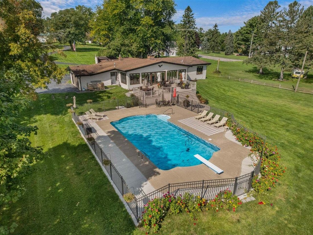 House in Hillsdale, Michigan, United States 4 - 18973970