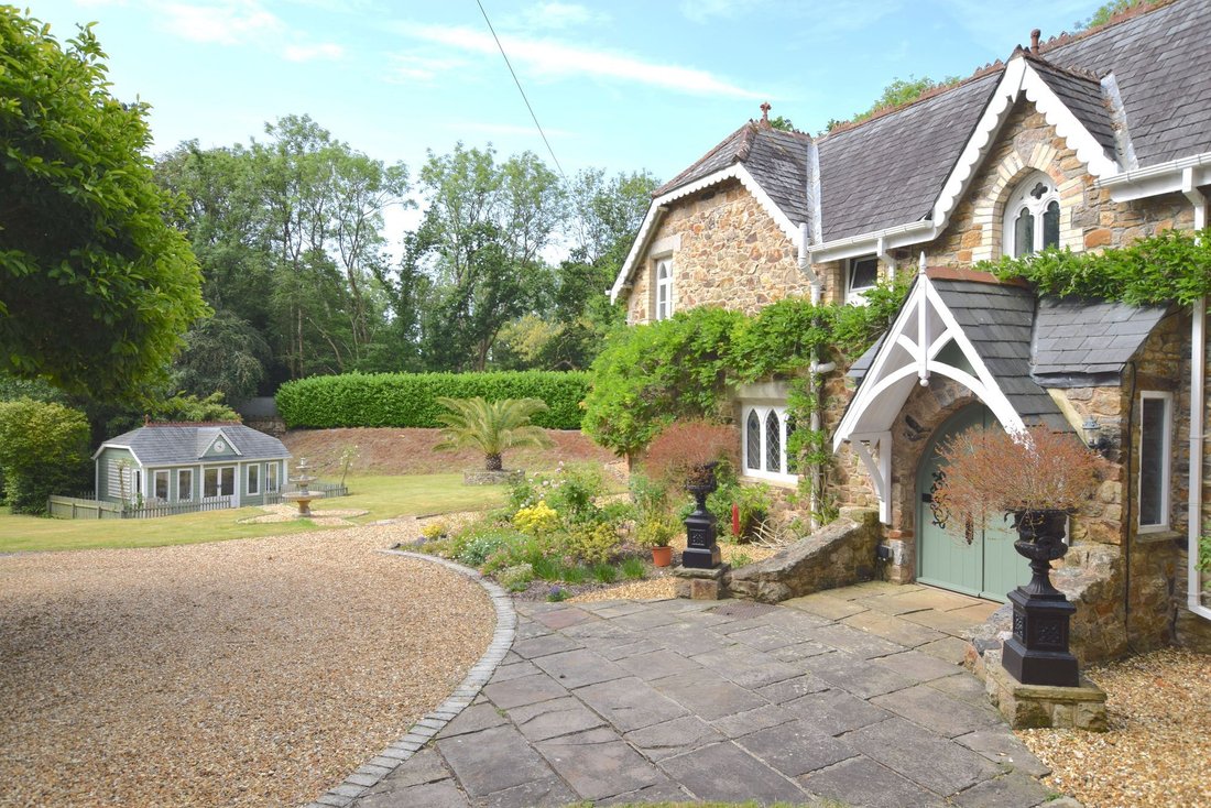 House in Bovey Tracey, England 2 - 18974264