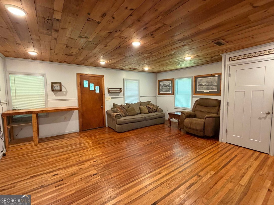 Farm Ranch in Clarkesville, Georgia, United States 2 - 18970047
