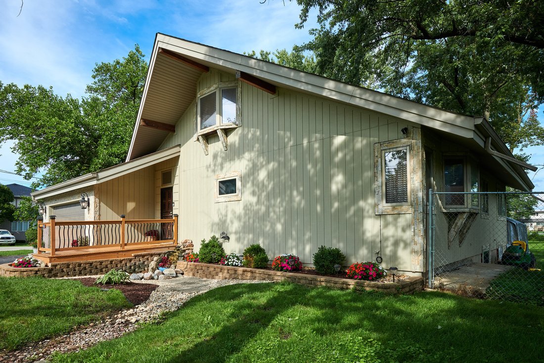 House in Des Plaines, Illinois, United States 1 - 18973165