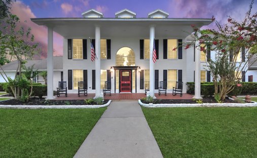 House in Santa Fe, Texas, United States 1