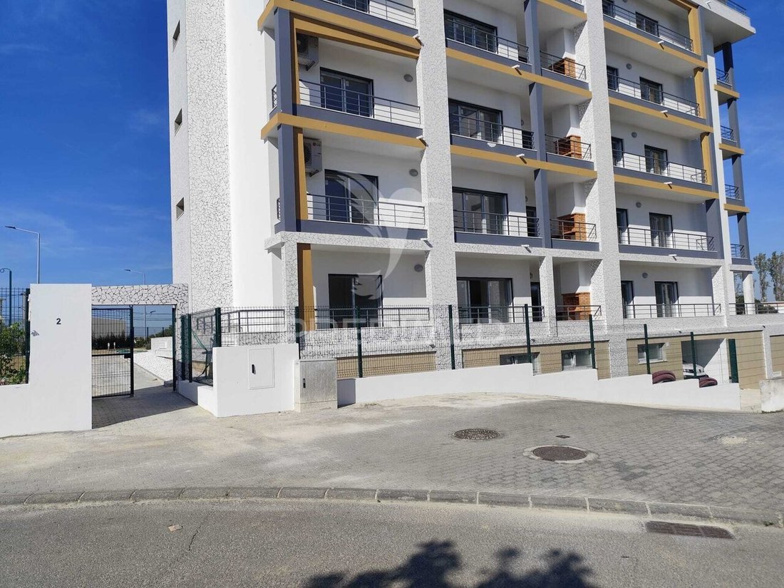 Apartment in Seixal, Arrentela e Aldeia de Paio Pires, Setubal, Portugal 5 - 18979460