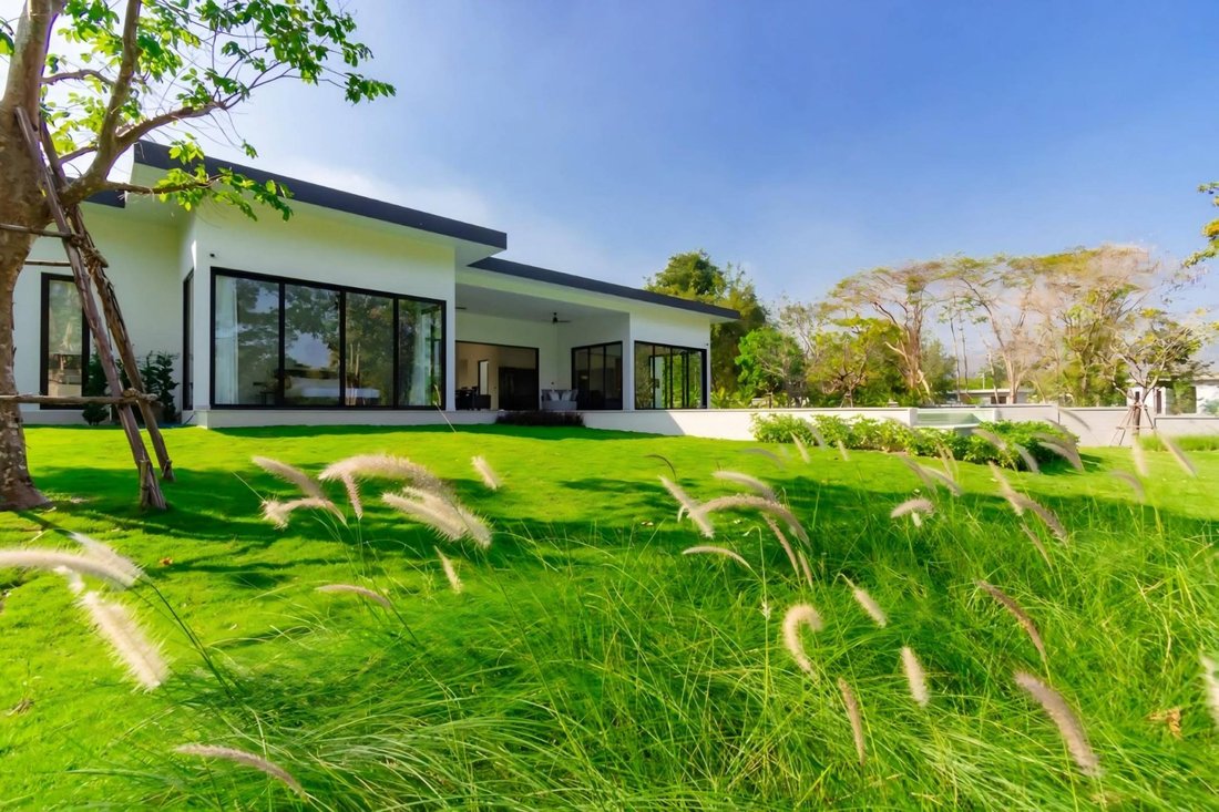 Villa in Hua Hin, Prachuap Khiri Khan, Thailand 2 - 17725193