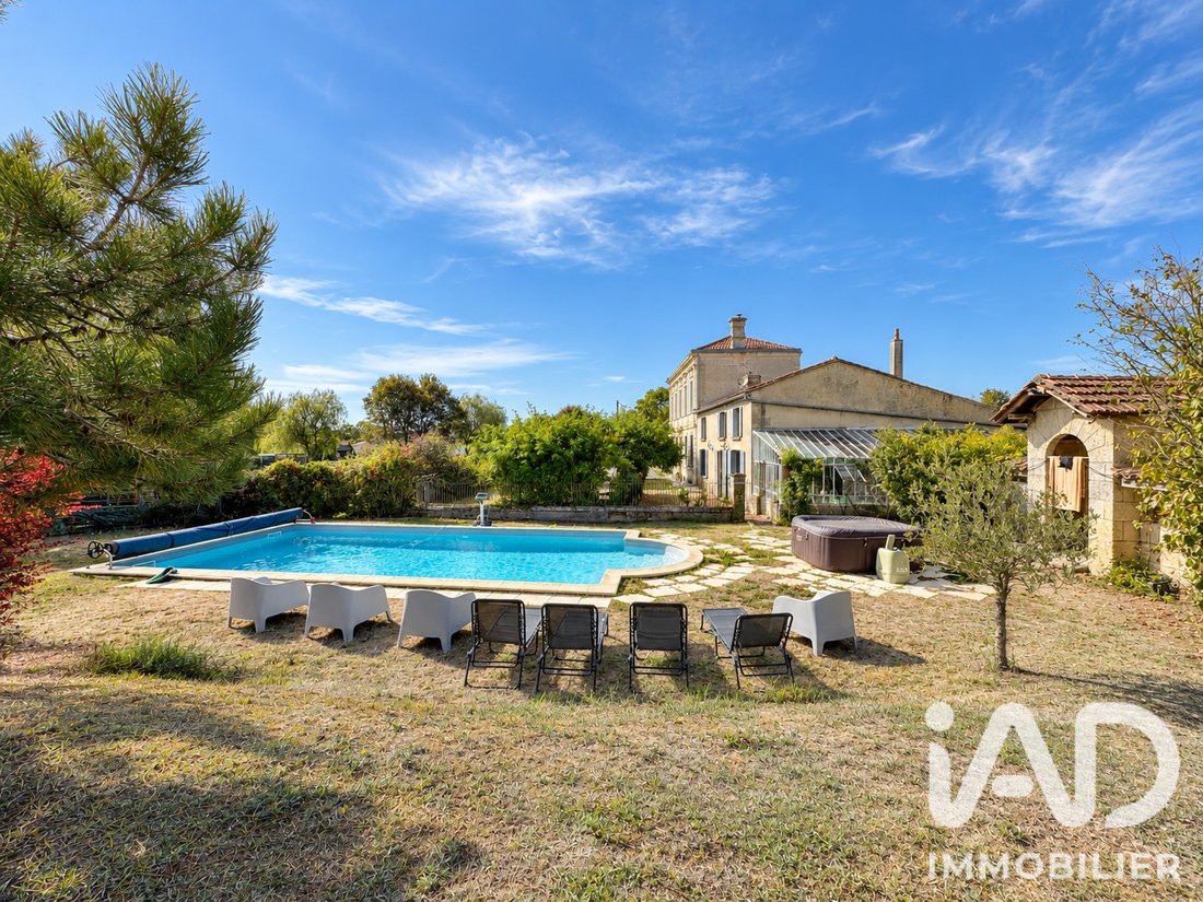 House in Cubnezais, Nouvelle-Aquitaine, France 1 - 18980016