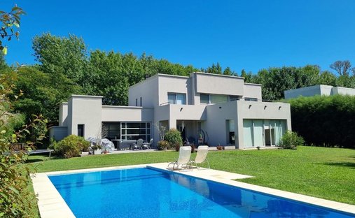 House in City Bell, Buenos Aires Province, Argentina 1
