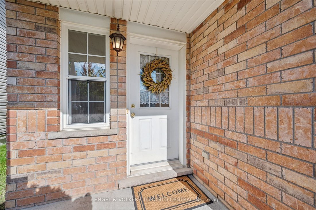 House in Waterloo, Ontario, Canada 4 - 18974590