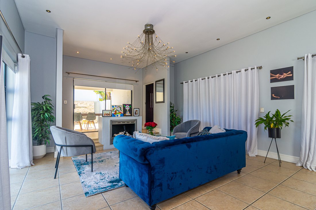 House in Cape Flats, Cape Town, South Africa 4 - 18980481