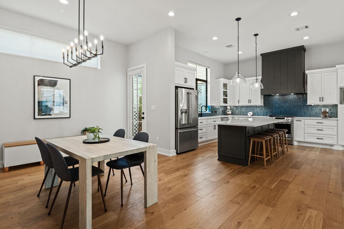 House in Houston, Texas, United States 3 - 18965550