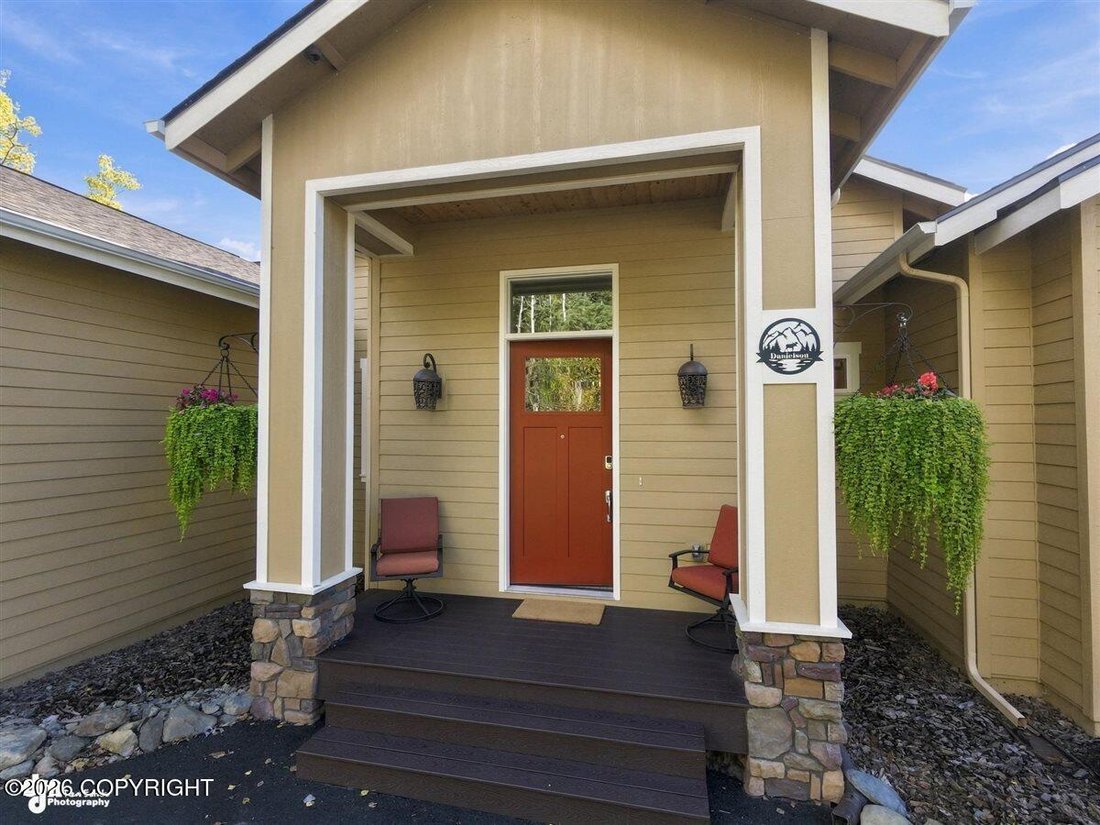House in Anchorage, Alaska, United States 3 - 18964666