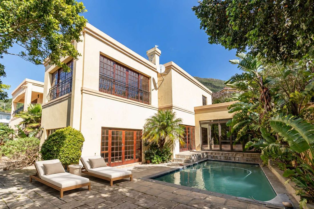 House in Kronenzicht, South Peninsula, Cape Town 1 - 18965075