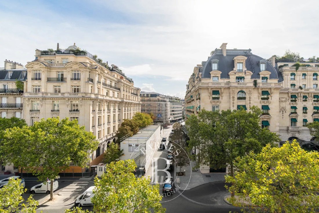 Apartment in Chaillot, Paris 16e Arrondissement, Paris 1 - 18964929